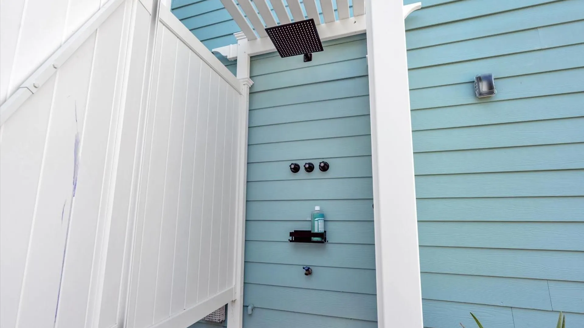 Sneaky Tiki: Heated Saltwater Pool+5 Min To Beach Largo United States